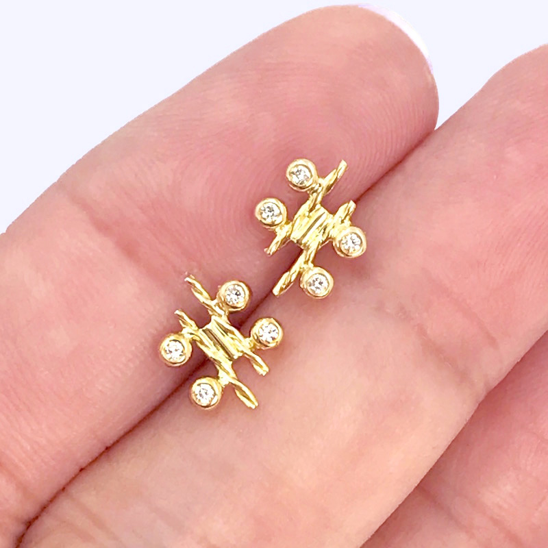 18k-Gold-Diamond-Four-Star-Twist-Bar-Stud-Earrings-diamonds-Jewelyries-Twist